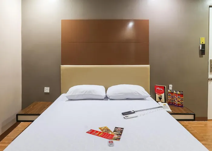Hotel Sogo Baclaran 3*